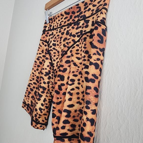 NEW We Are Hah x Free People Eco Bareback Lanka Leopard Print Biker Shorts - Picture 5 of 9